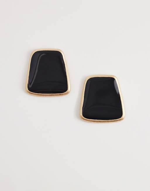Earrings with black resin stone