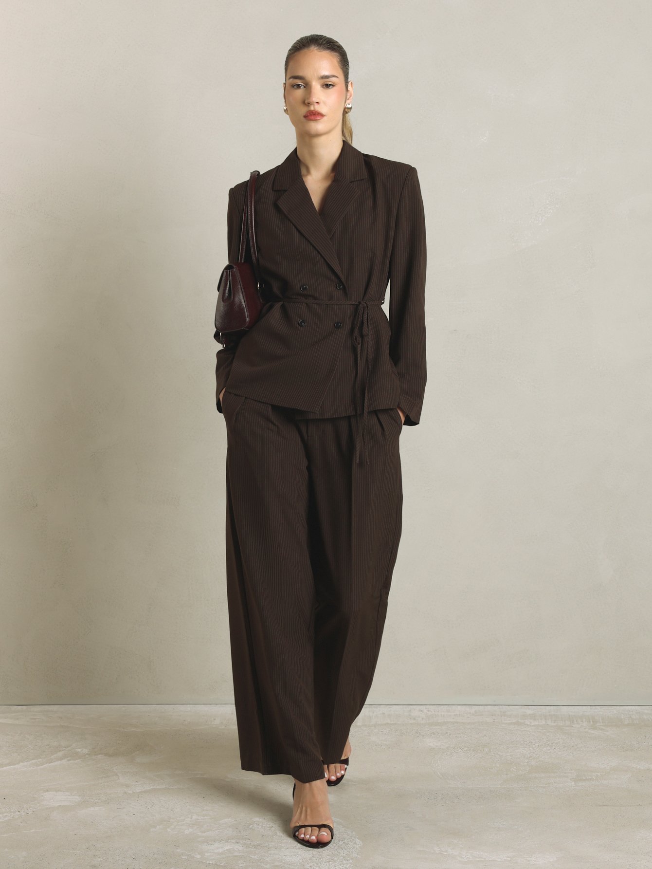 Serwal tailleur wasi3 b khtout rqaq