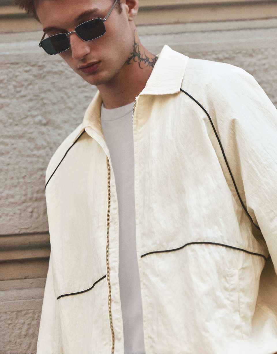 Veste légère à surpiqûres contrastantes écru