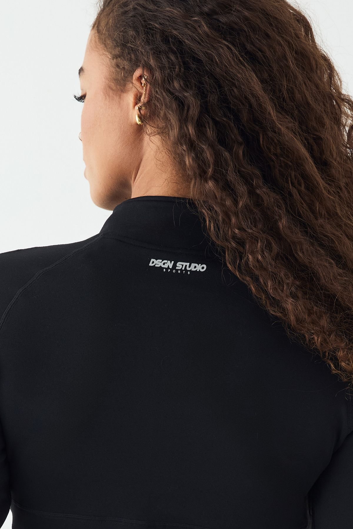 Veste de sport zippée à col montant