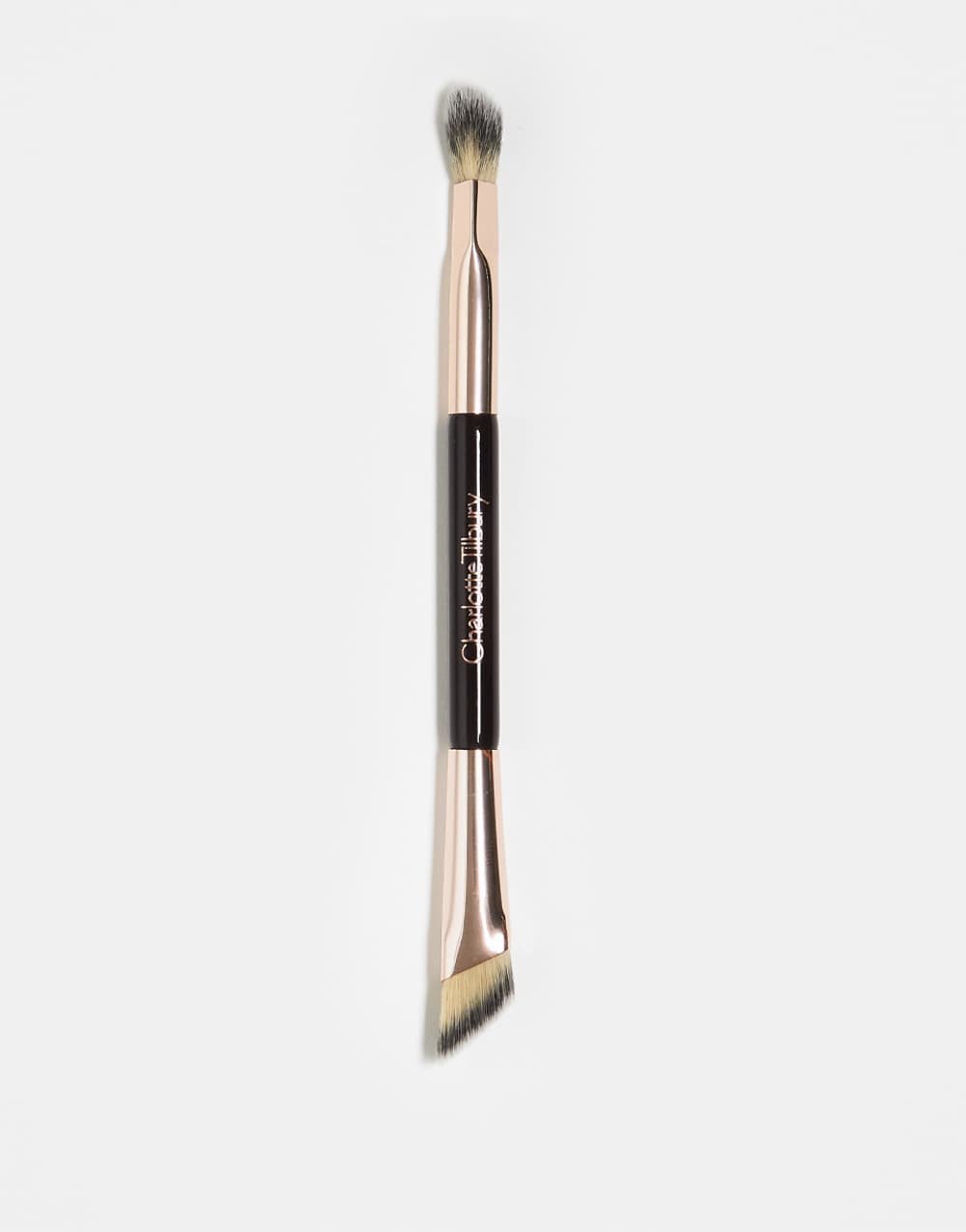 2-in-1 make-up brush for contouring and blending