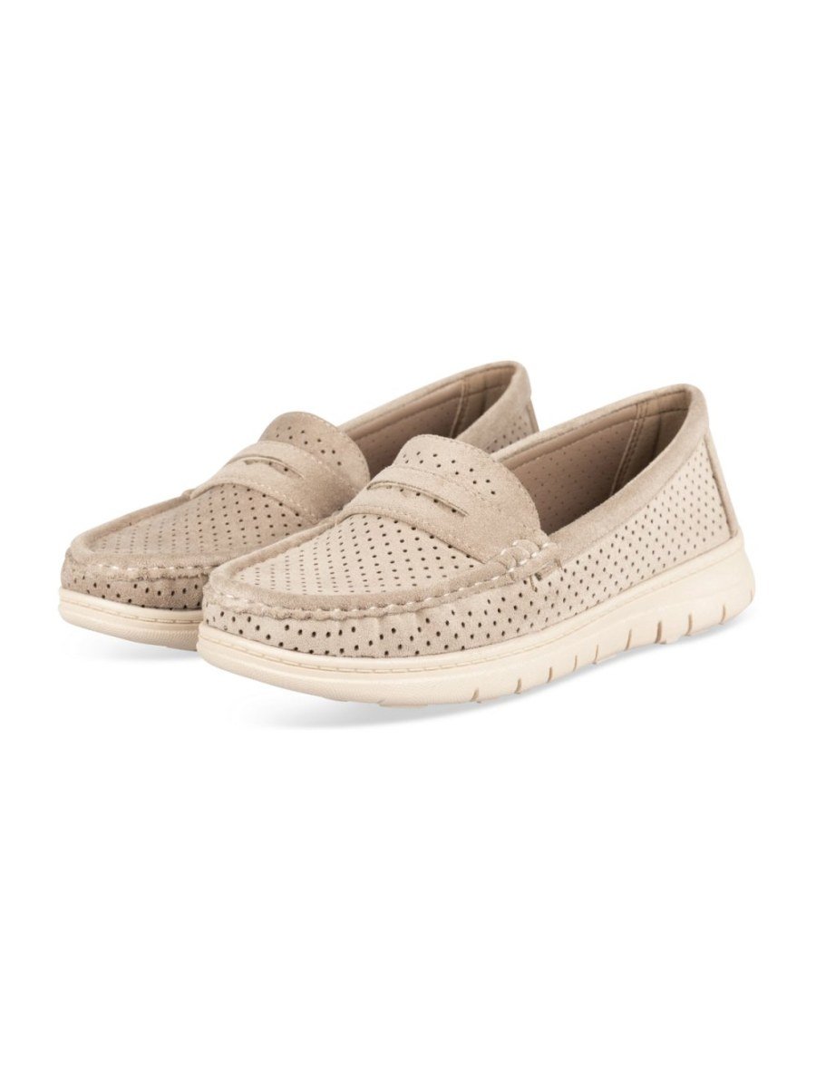 Beige perforated chunky-sole loafers