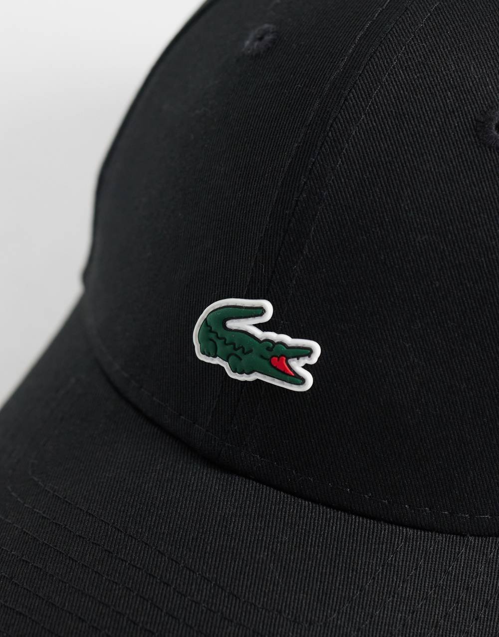 Embroidered logo cap in black
