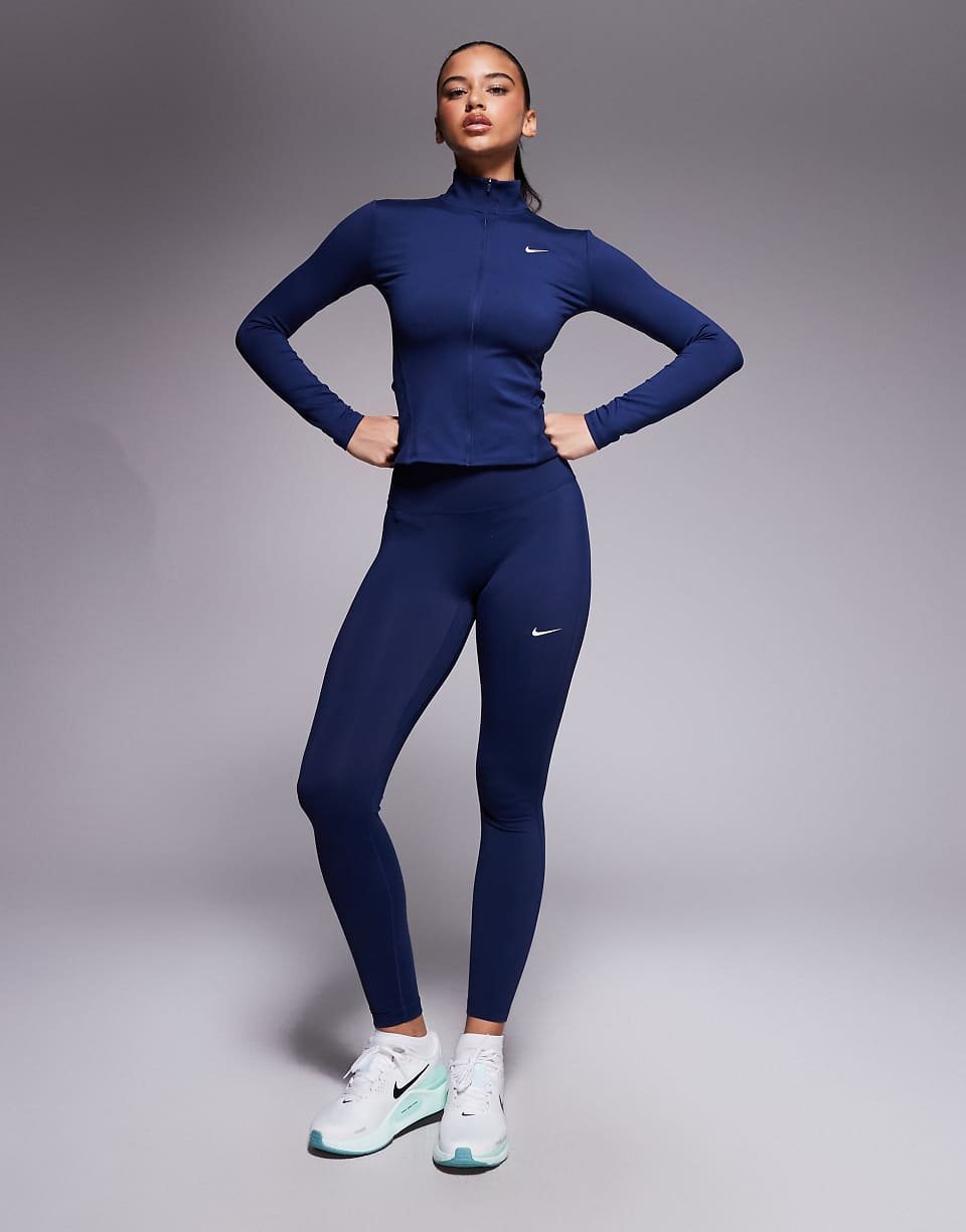 Fitted Dri-FIT long-sleeve zip top