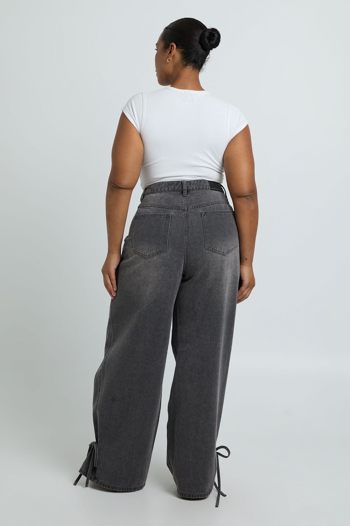 Jean large taille haute avec détail - Grande taille