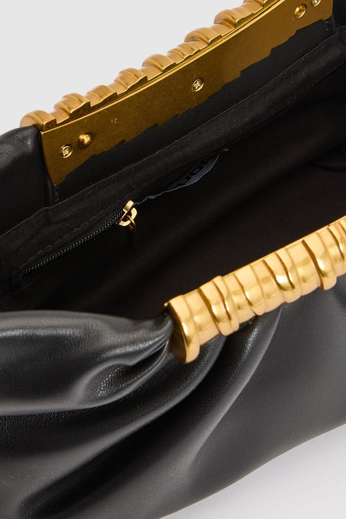 Pochette plissée b tafsil métallique