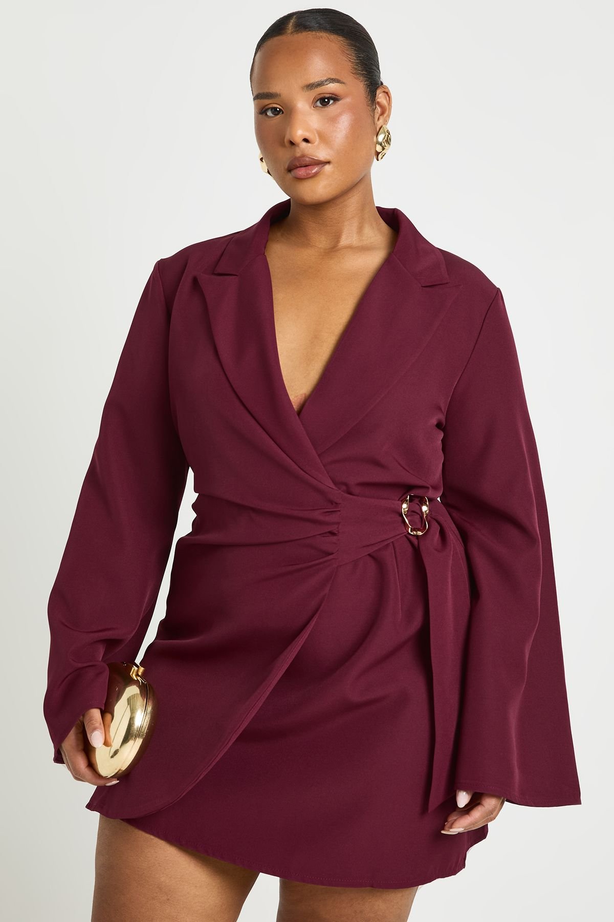 Robe blazer grande taille cintrée avec détails de boucle et ceinture nouée