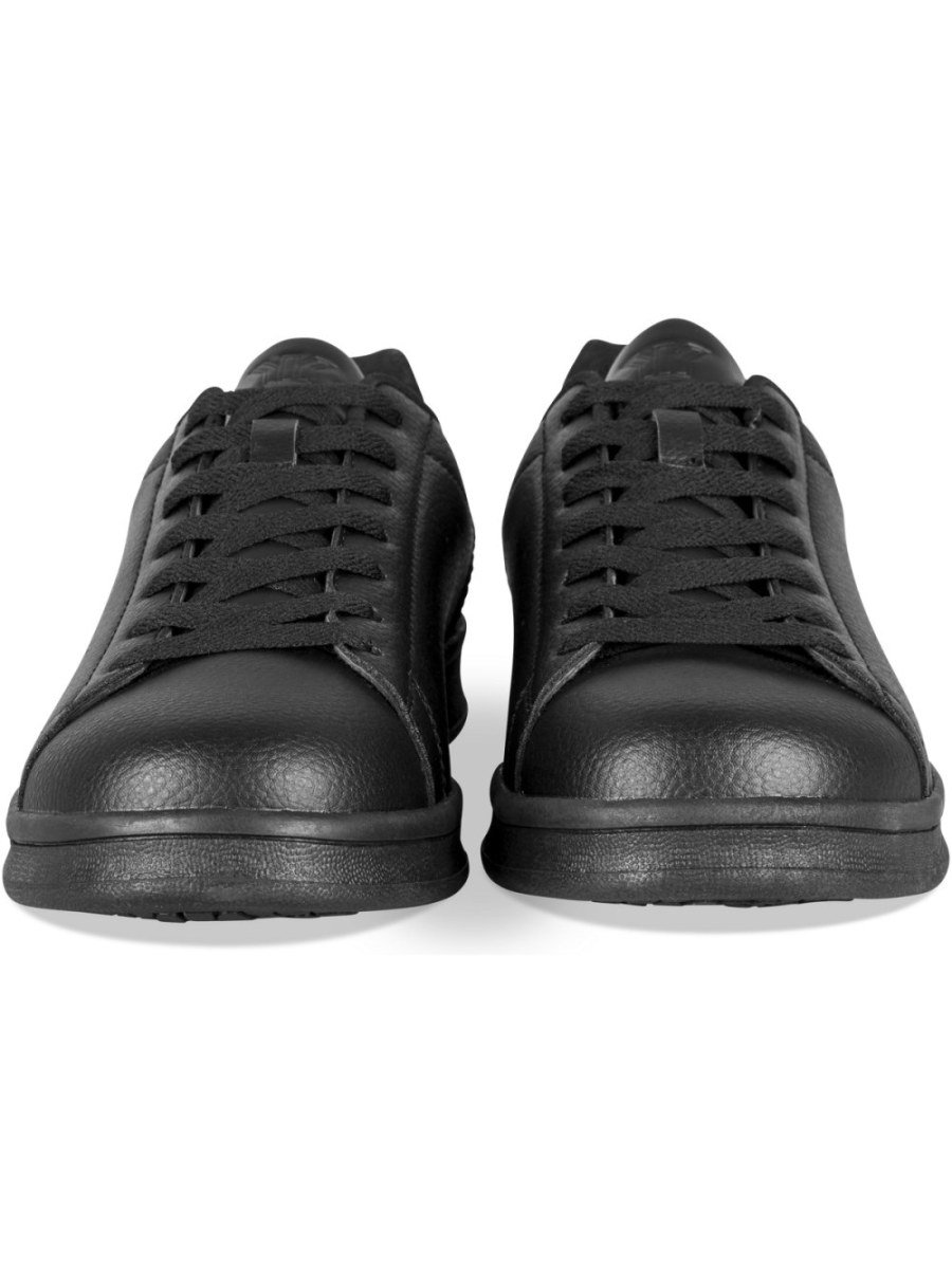 Baskets basses perforées noires