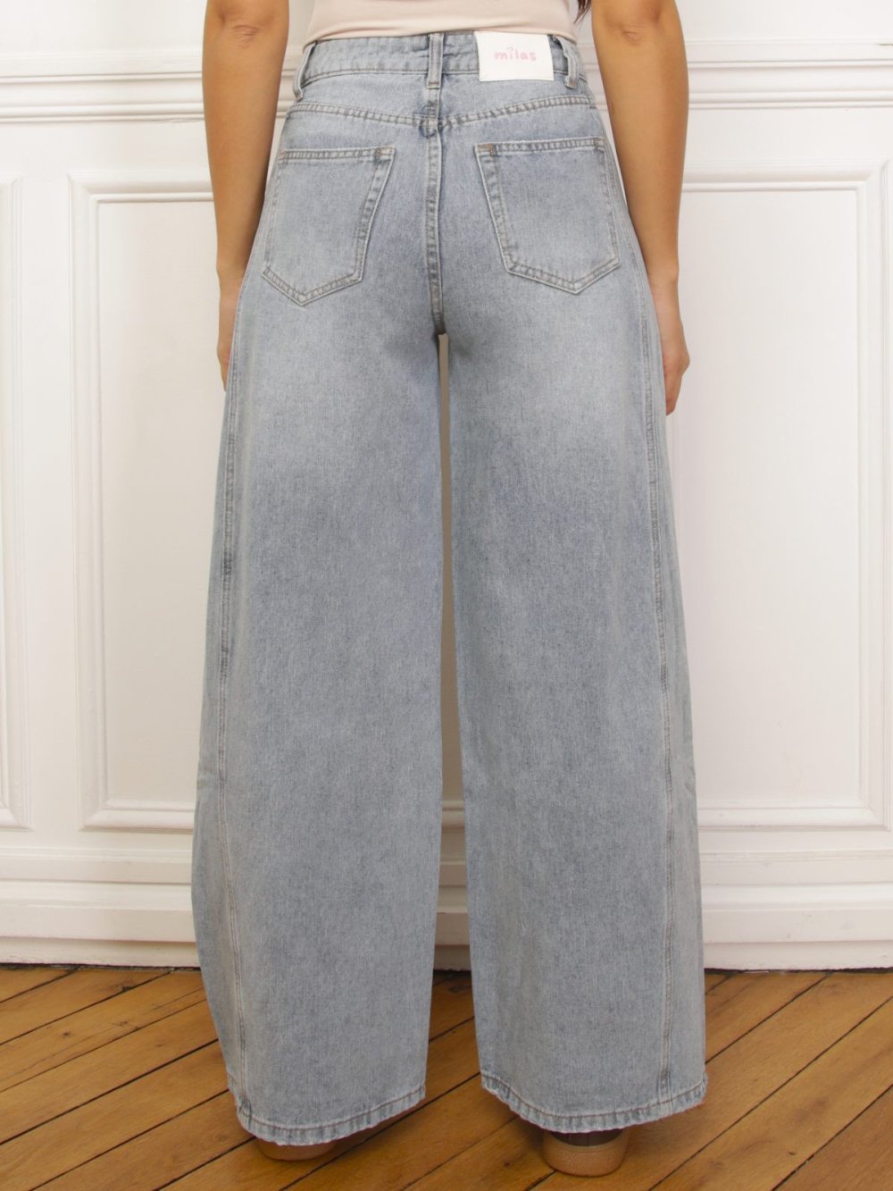 Light blue high-waisted barrel jeans