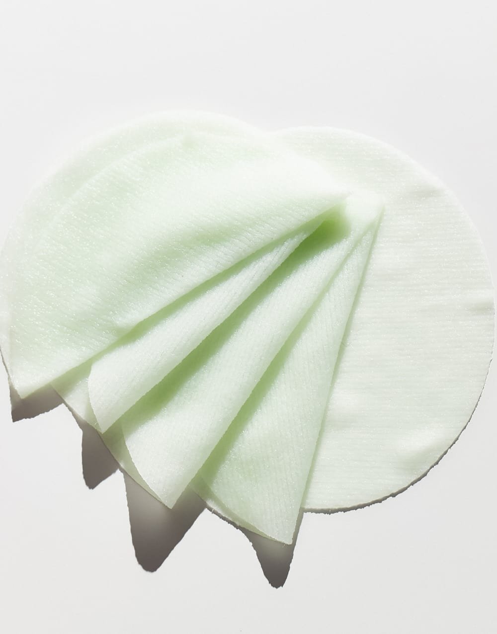 Soothing anti-redness pads with hyaluronate - 230 ml
