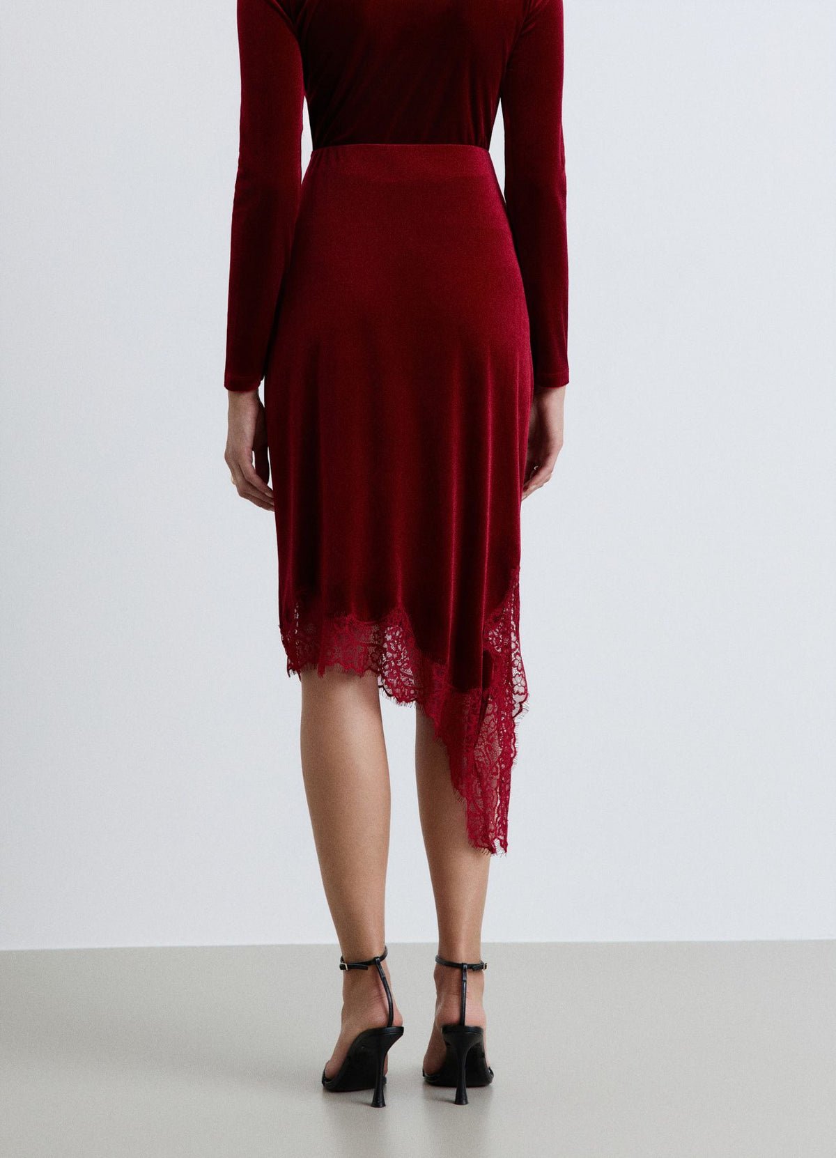 Jupe midi mwess3a asymétrique b dentelle