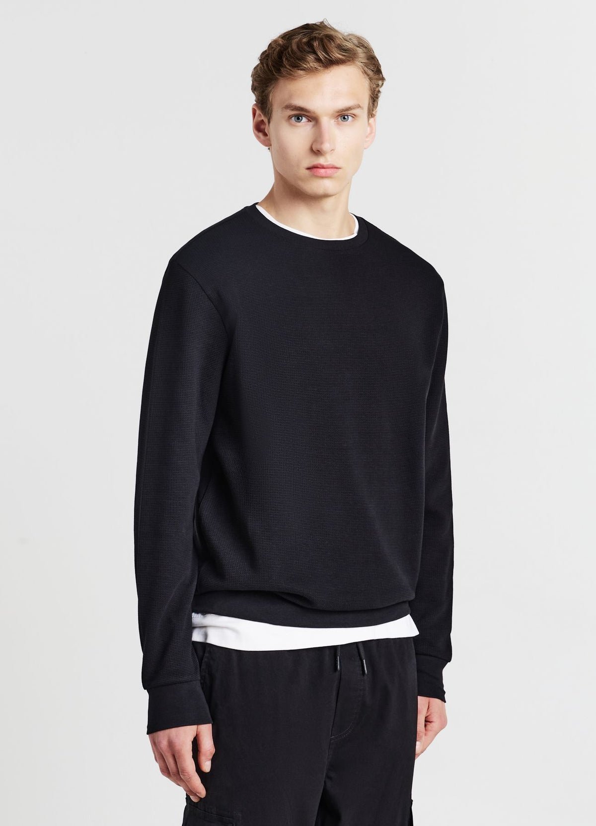 Sweat col rond en tissu texturé