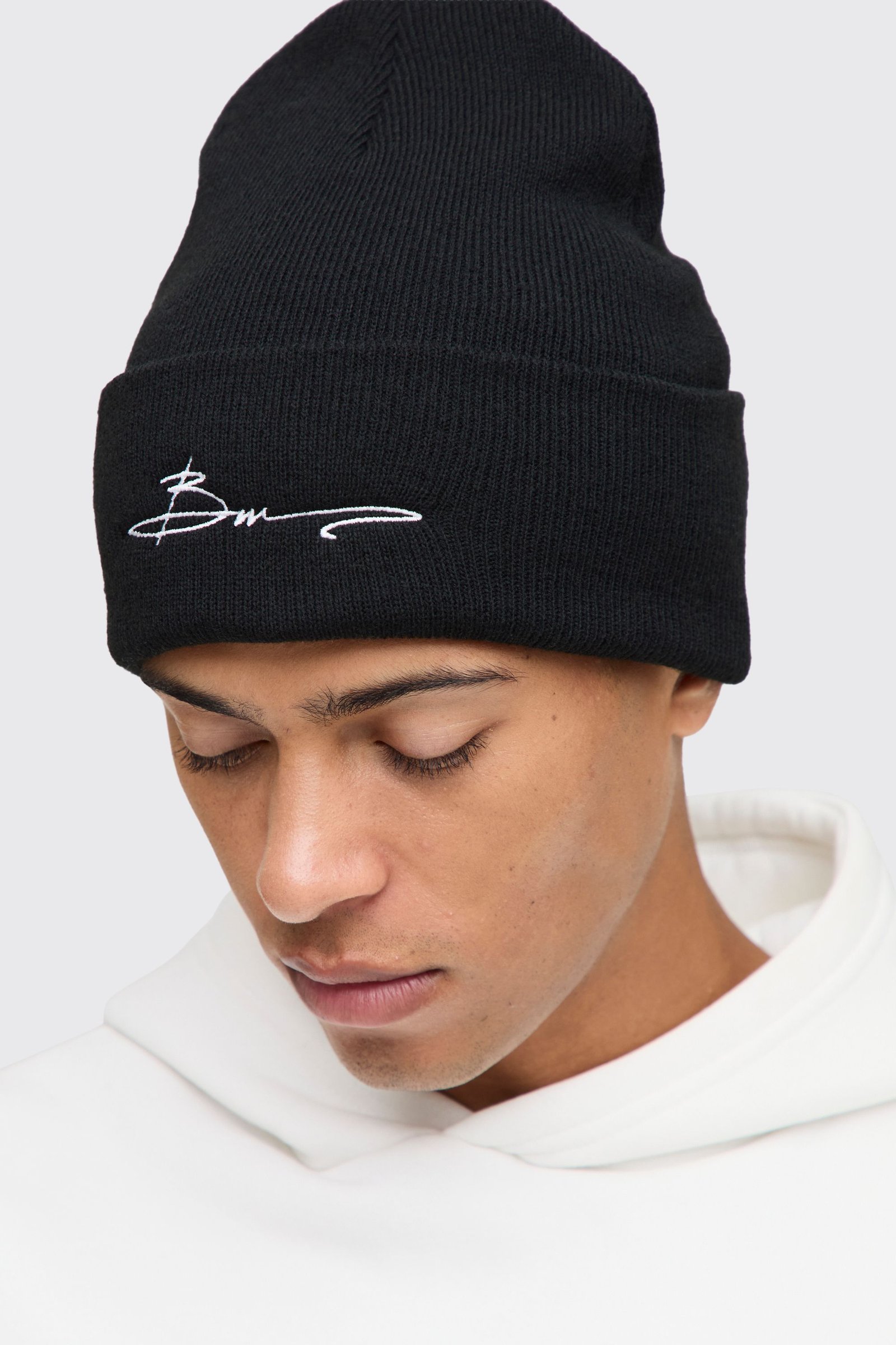 Men's Classic Embroidered Beanie