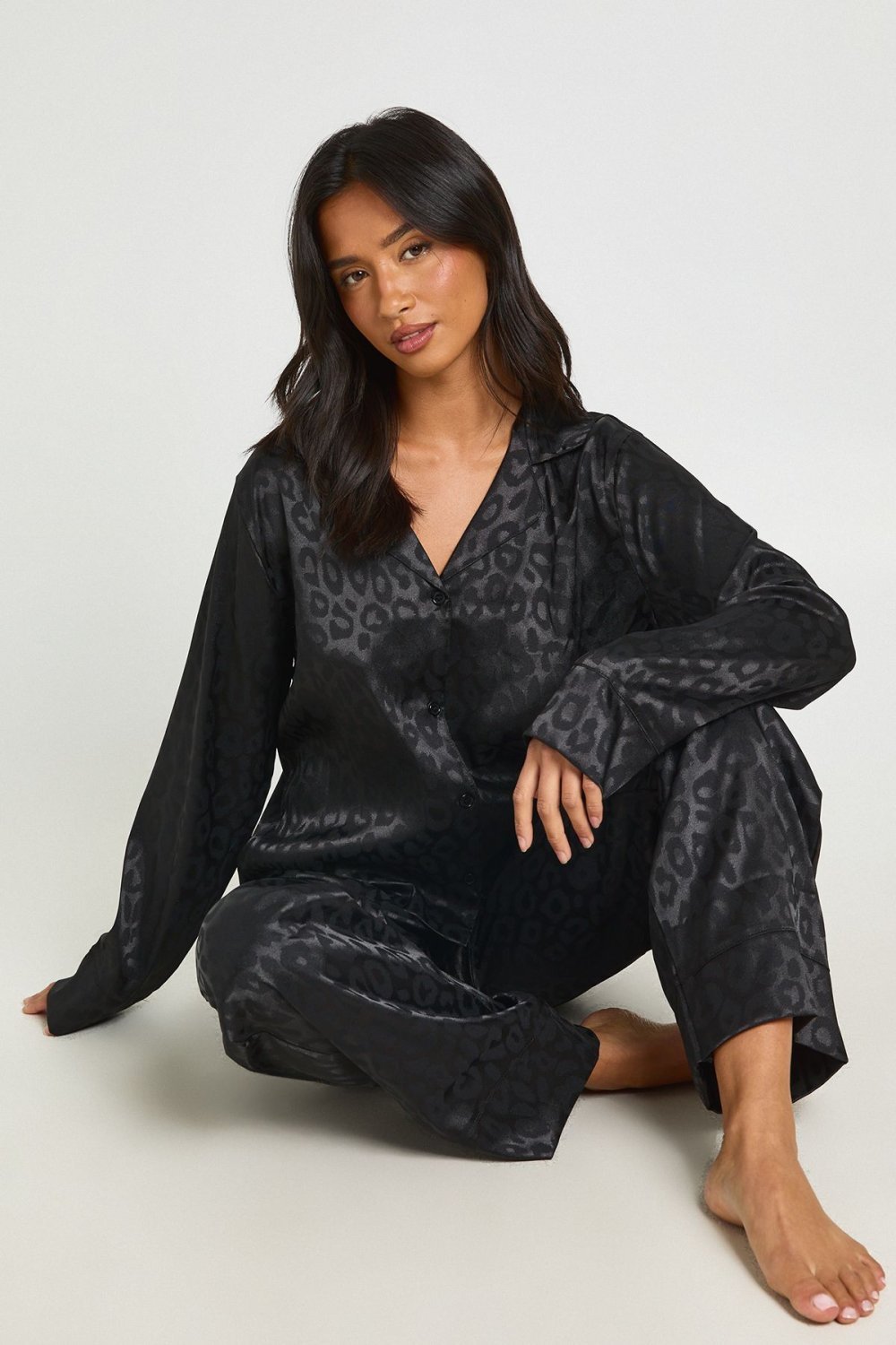 Pyjama chemise et pantalon en satin jacquard - Petite