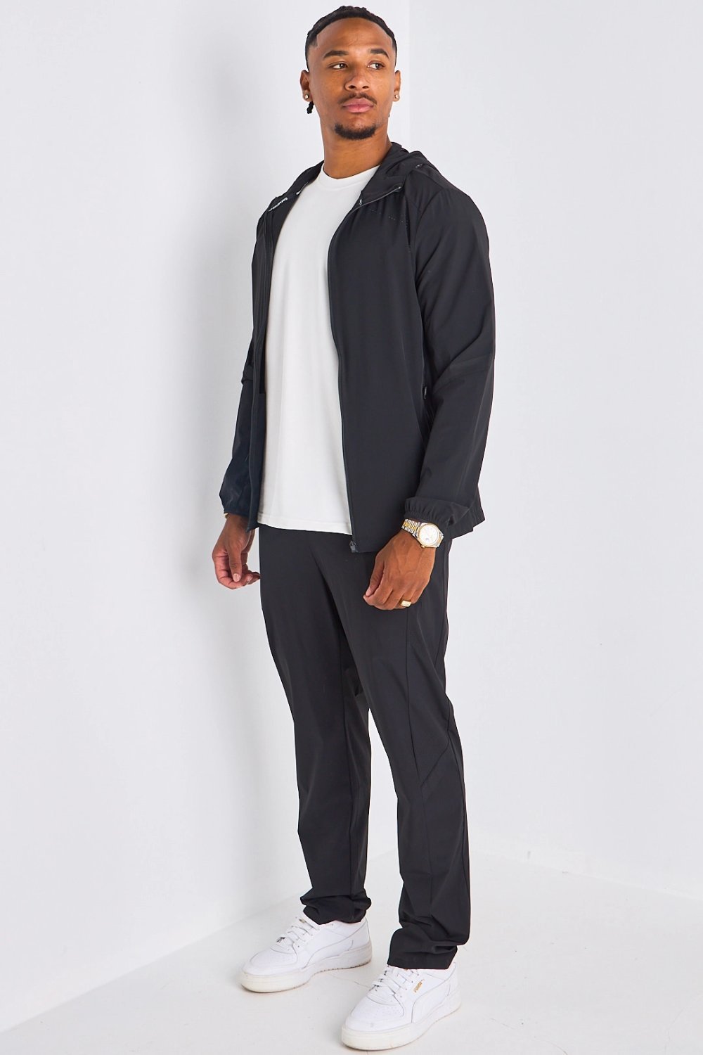 Lightweight black hooded tracksuit