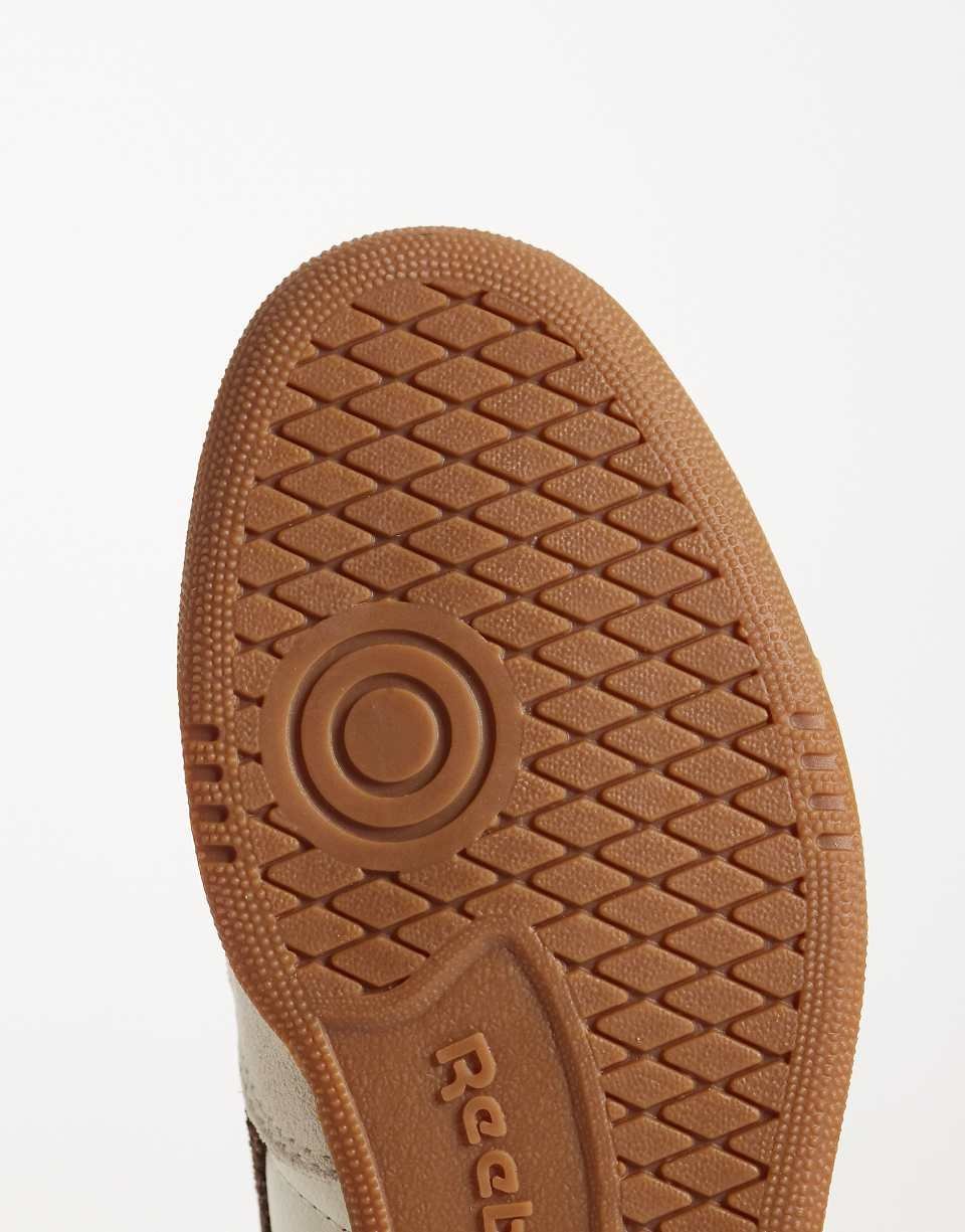 Club C Revenge trainers in white and brown