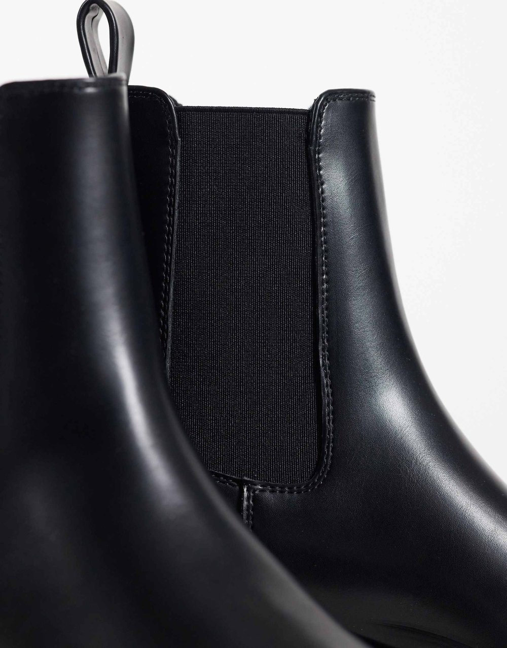 Bottines Chelsea habillées plates noires