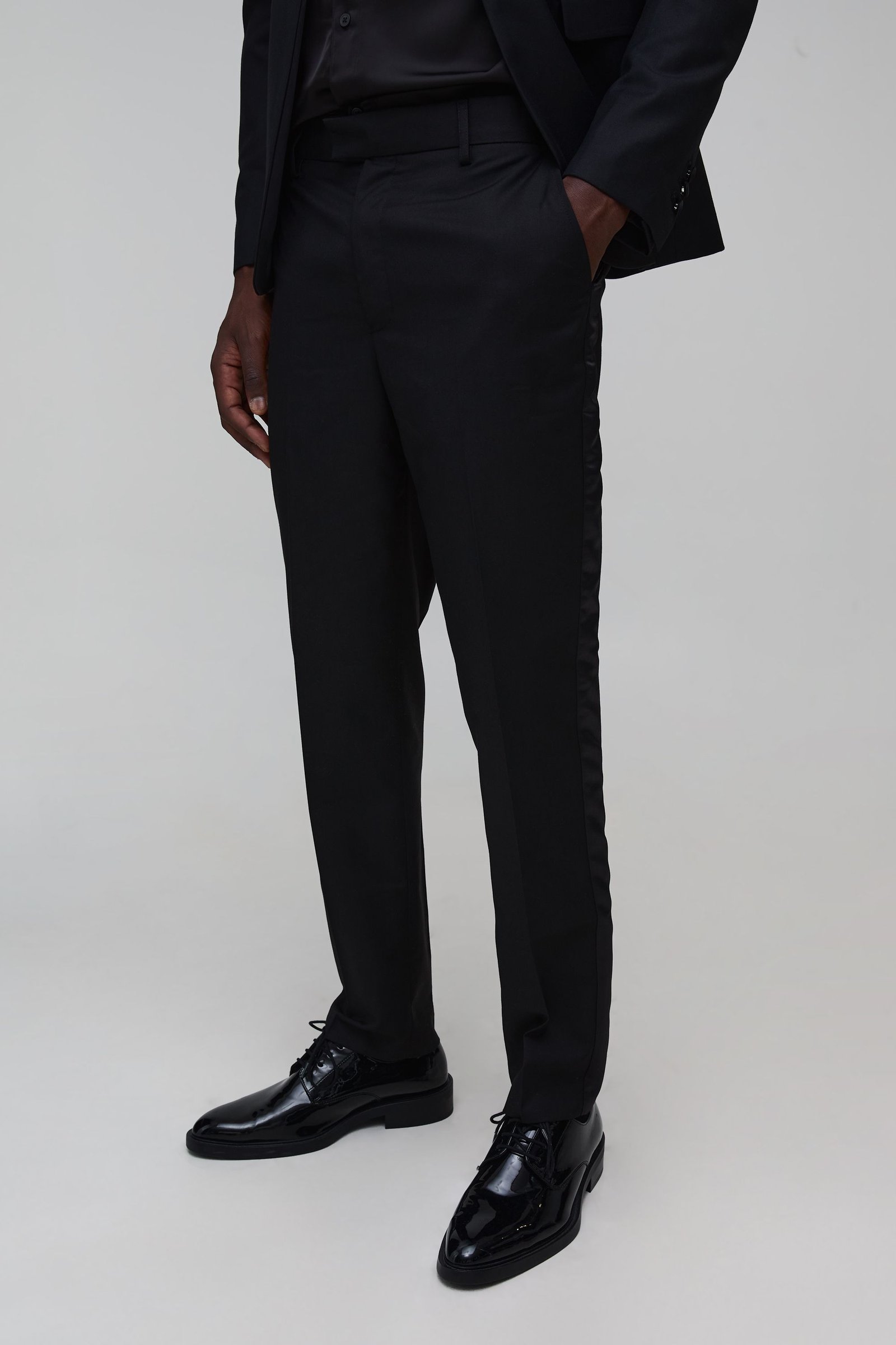 Pantalon de costume ajusté à bandes satinées