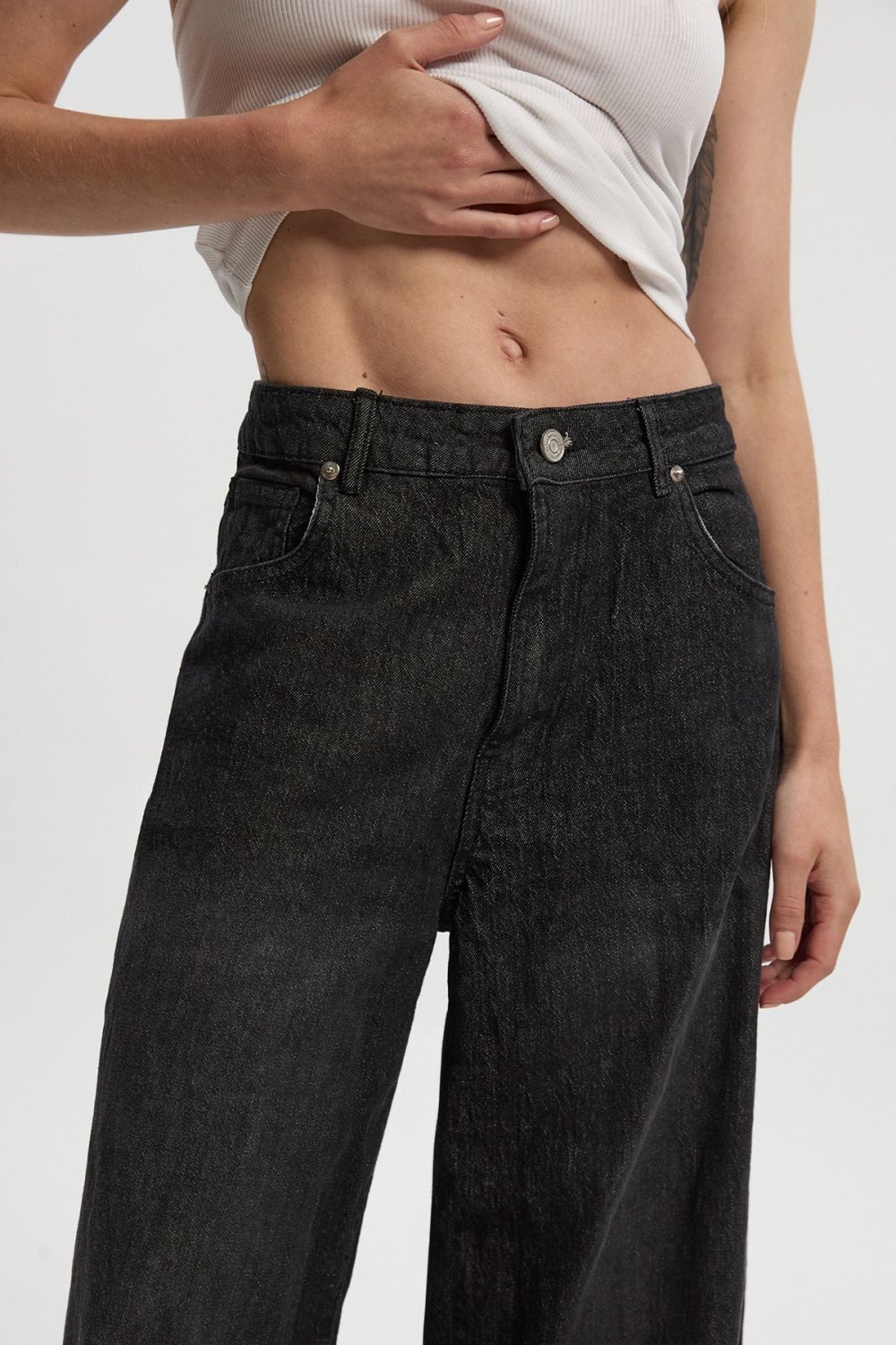 Washed black flared jeans - Petite