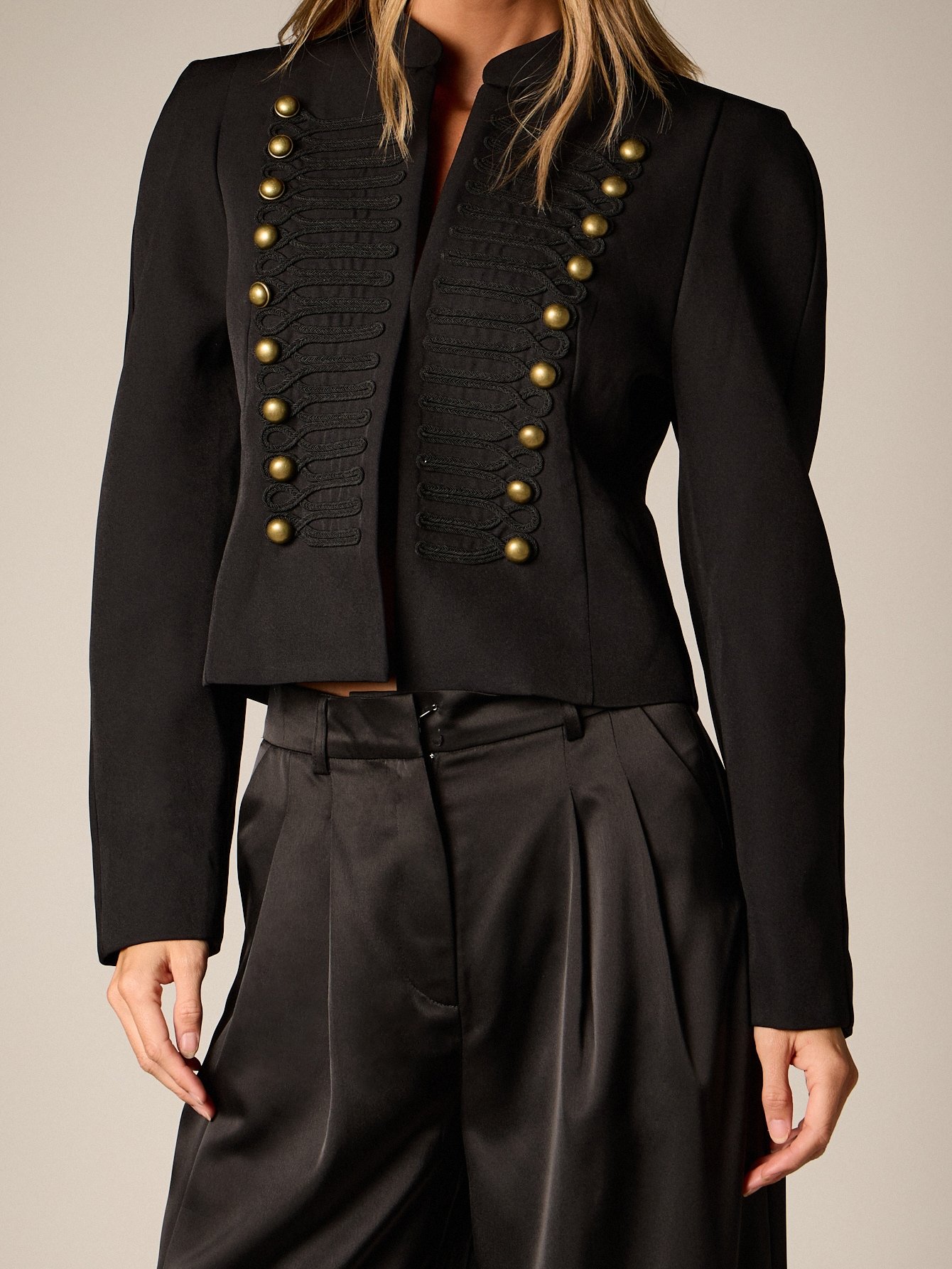 Veste militaire 9sira b sdaf dehbiyin