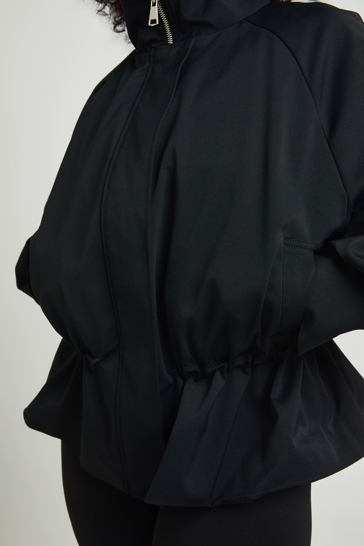 Jakita b col 3ali w taille mdiyqa - Taille kbira