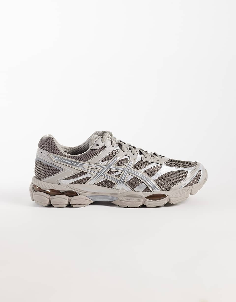 Gel-Cumulus 16 trainers in brown and silver