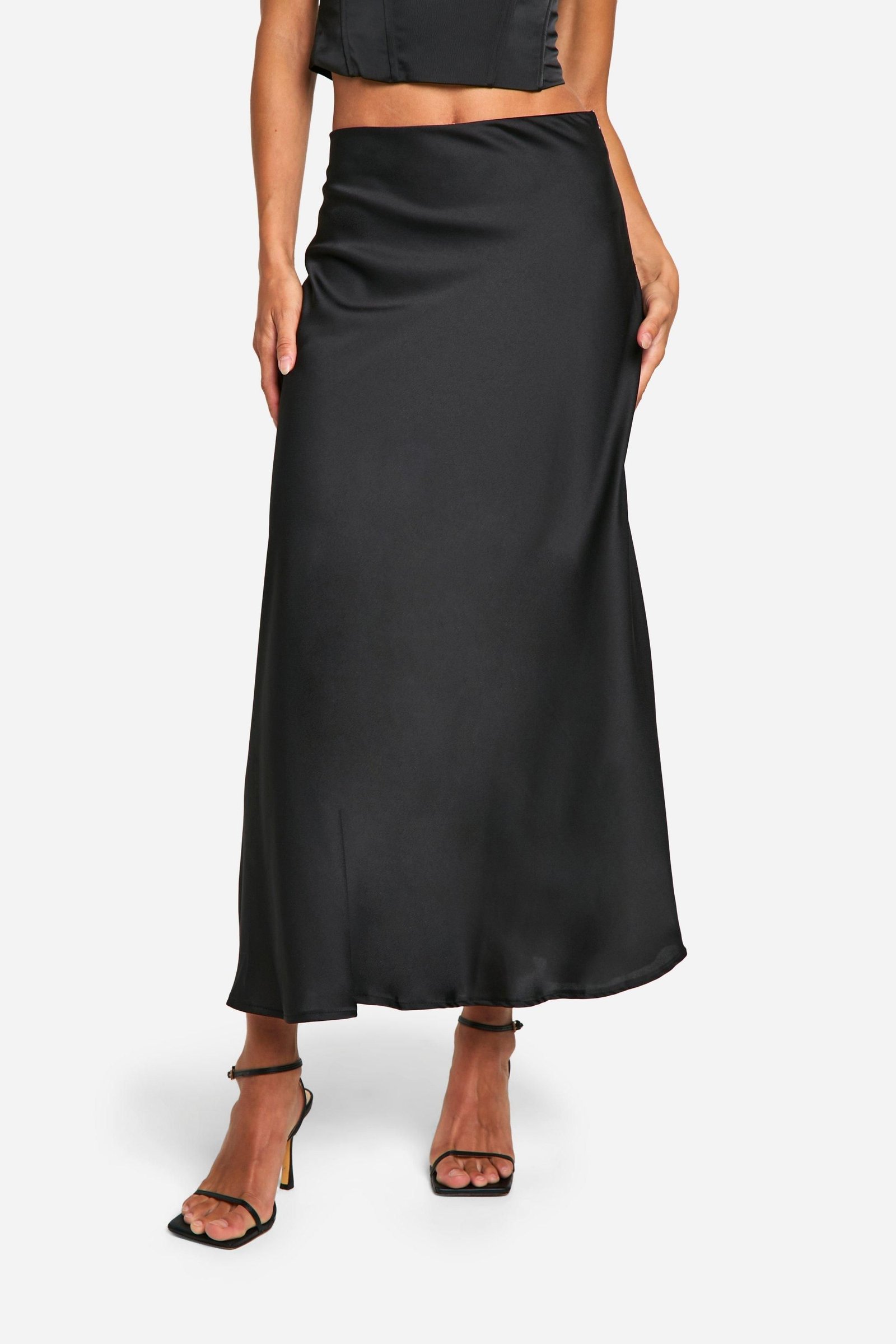 Jupe midaxi en satin style slip