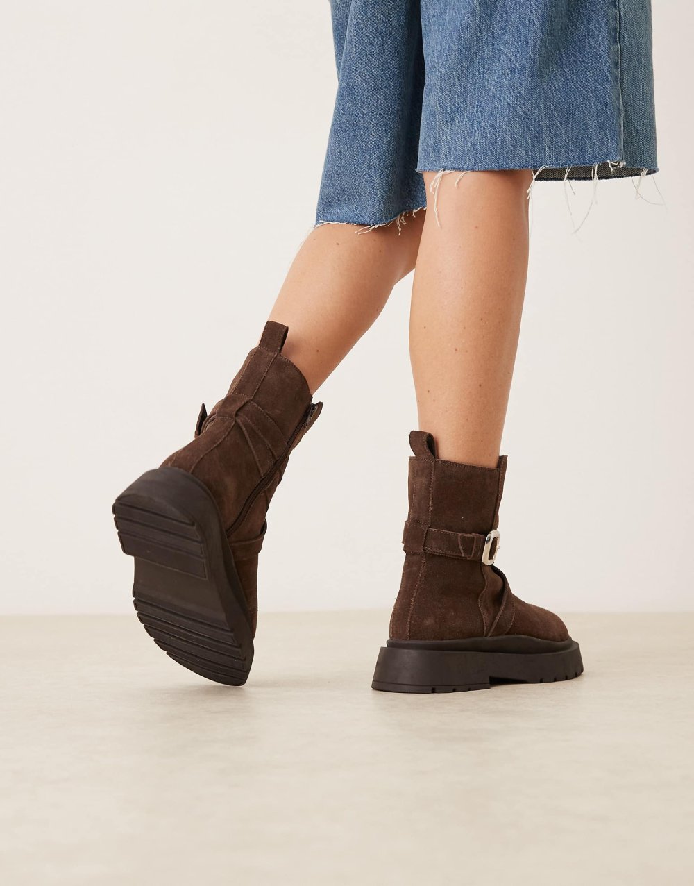 Flat suede buckle ankle boots in chocolate