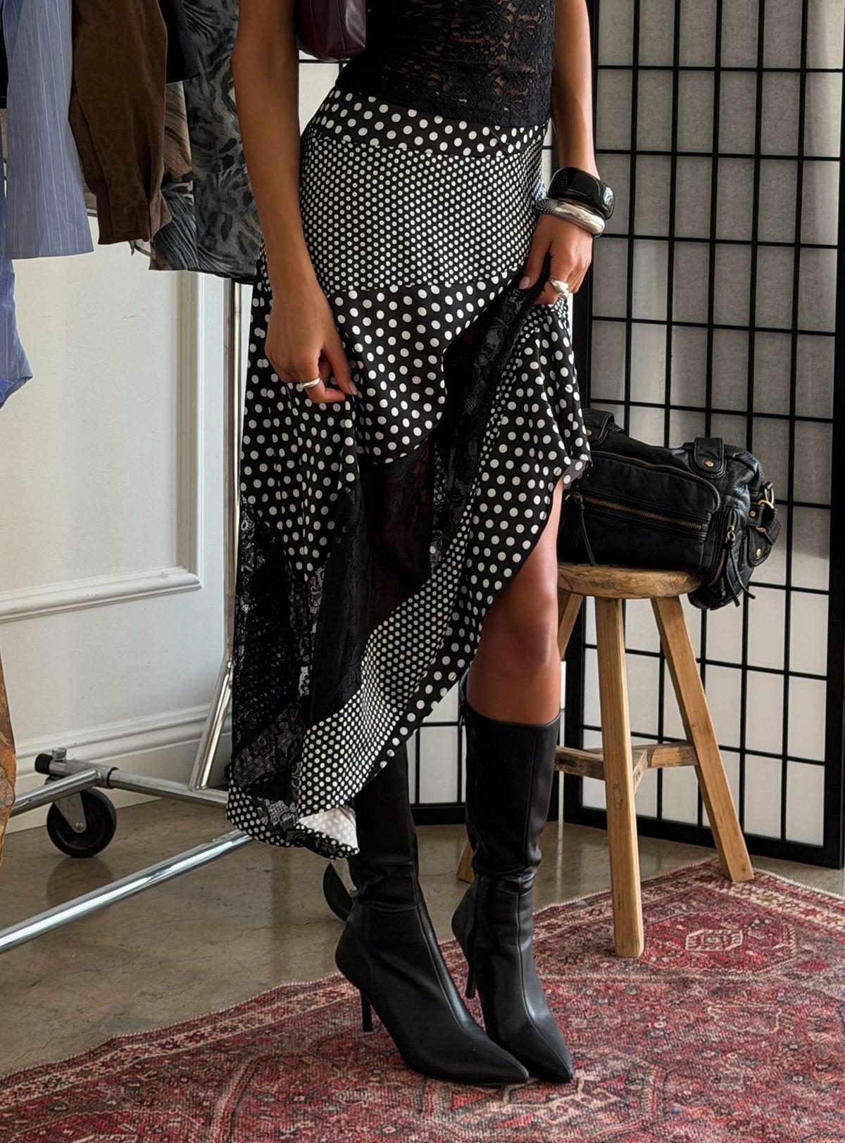 Jupe mi-longue asymétrique b les pois