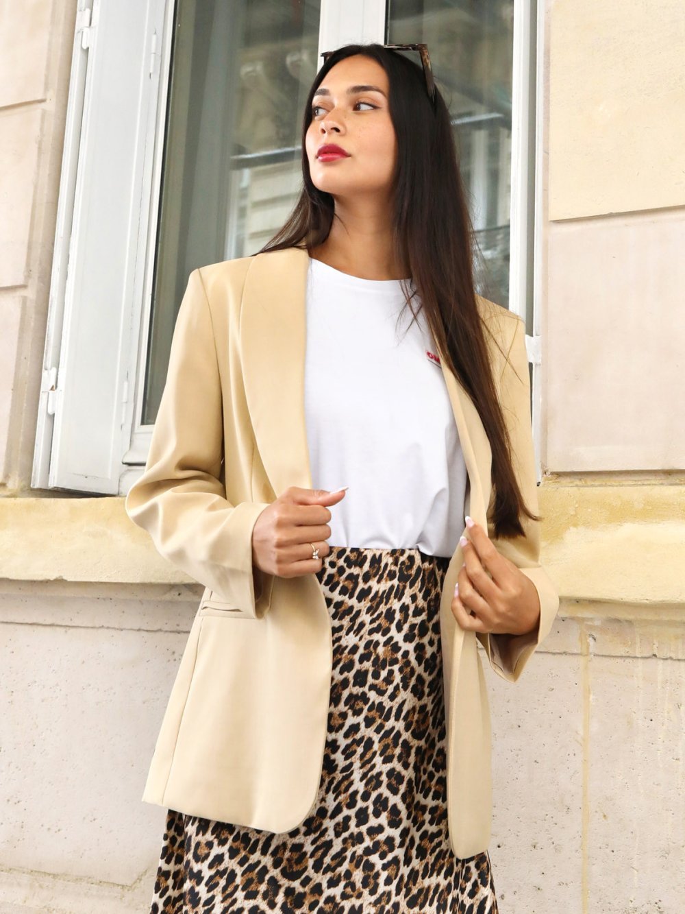 Beige oversized shawl-collar suit jacket
