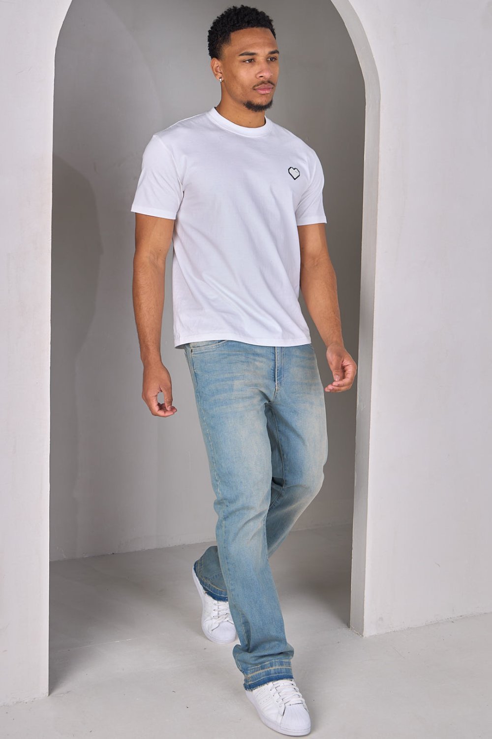 T-shirt b empiècement qalb byed