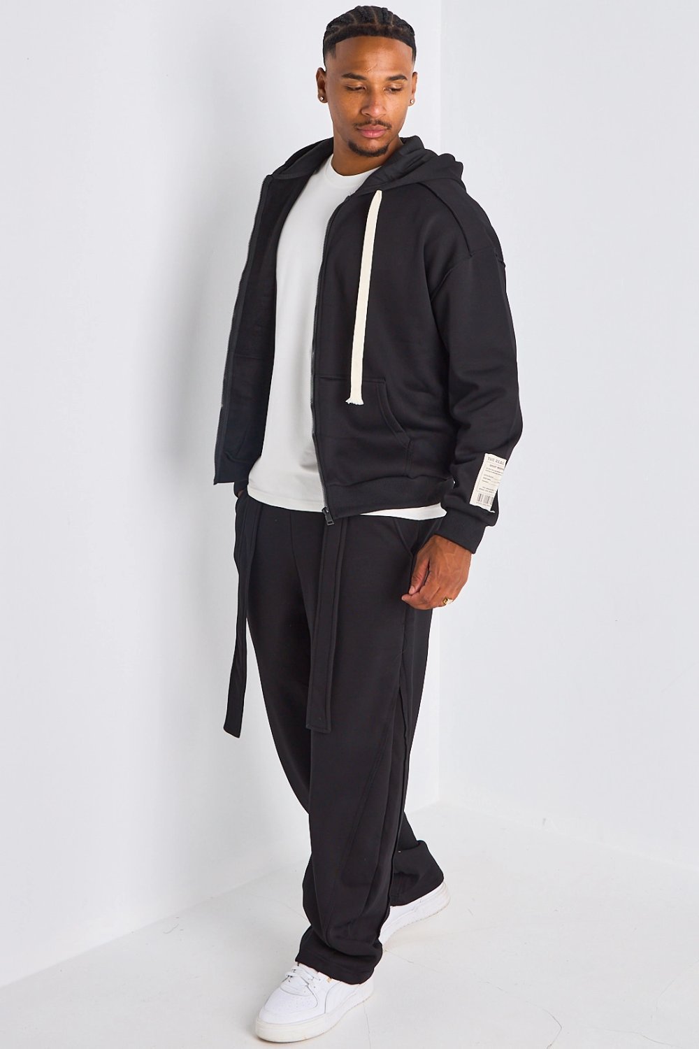 Survêtement mtbou3 f dher w jogging b ceinture k7el