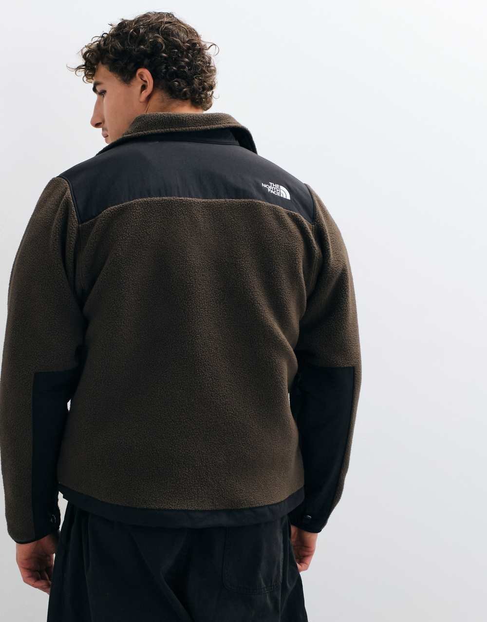 Retro Denali fleece jacket in brown and black