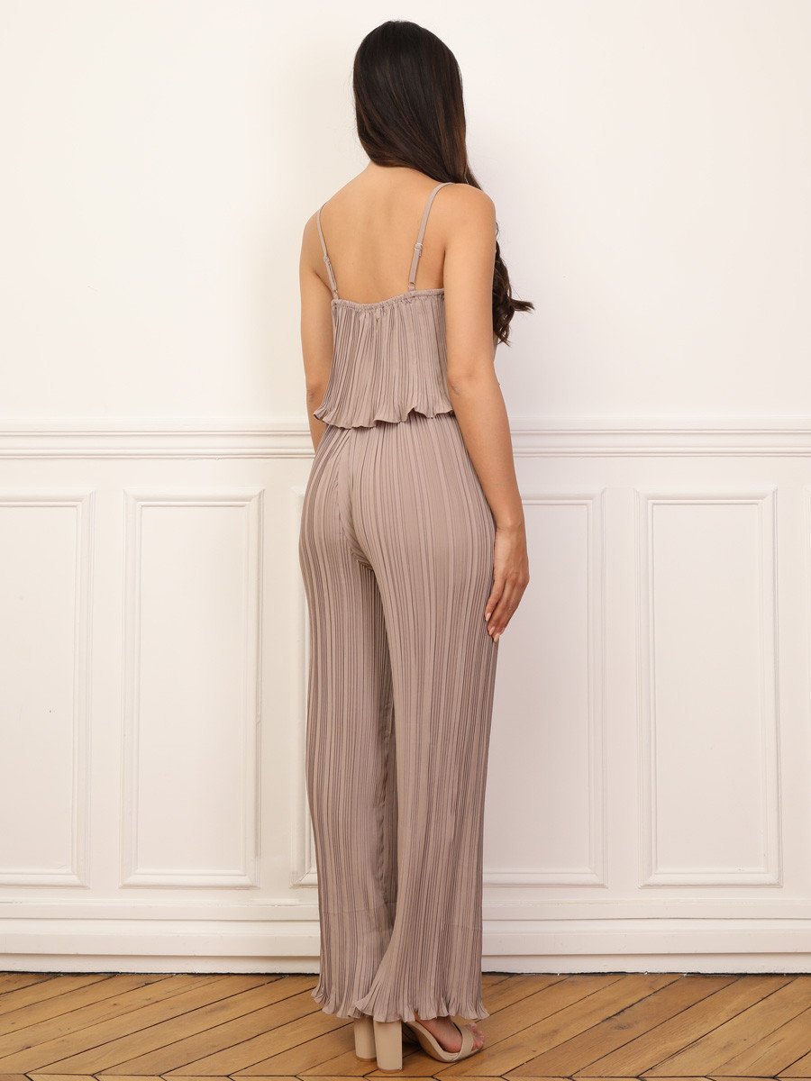 Ensemble top court et pantalon plissés taupe