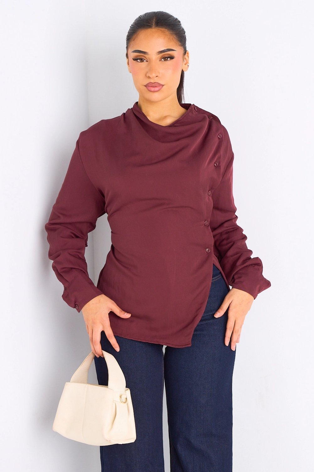 Chemise cintrée ceinturée bordeaux