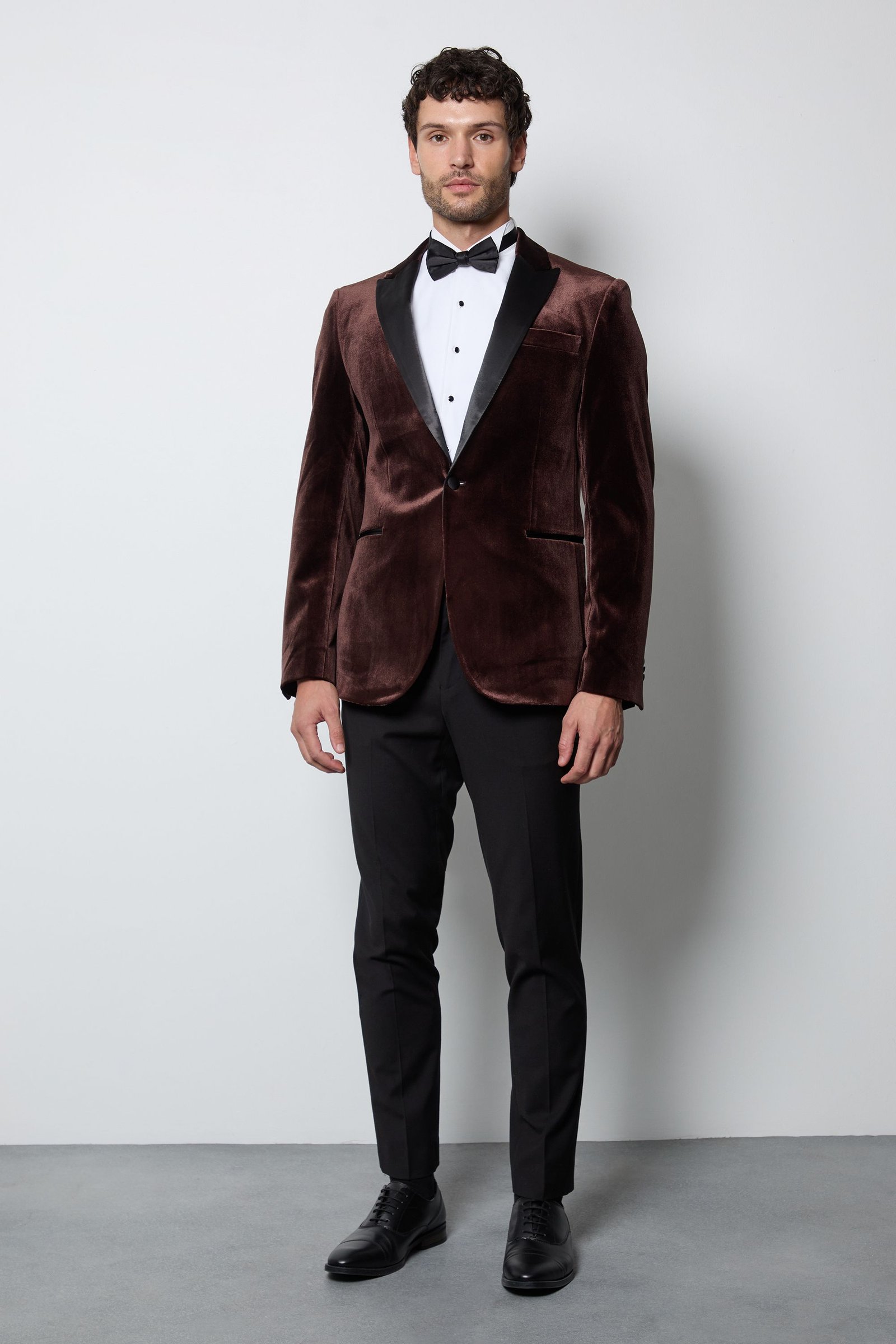 Veste de smoking ajustée en velours chocolat