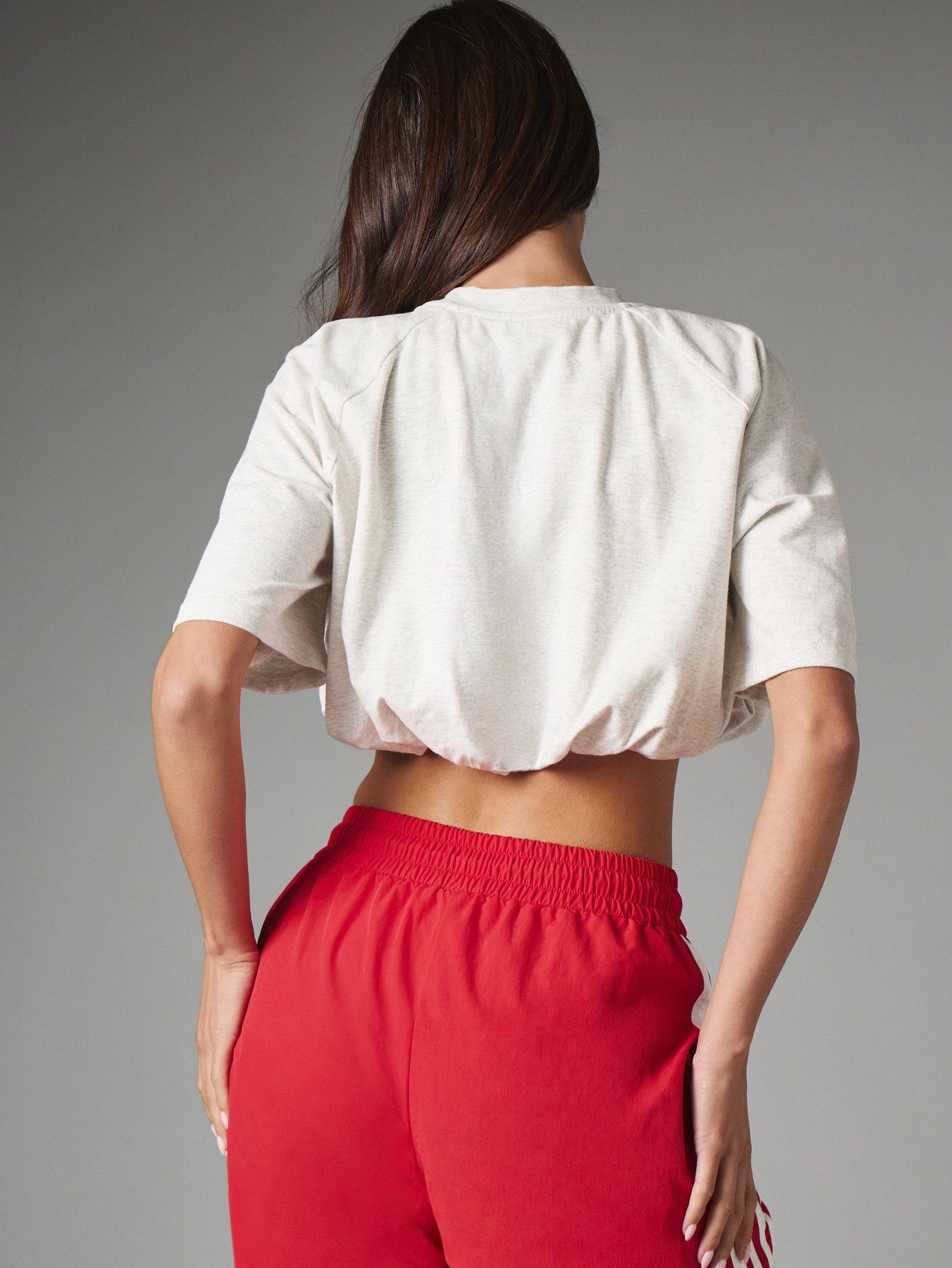 T-shirt court oversize avec logo sur la poitrine