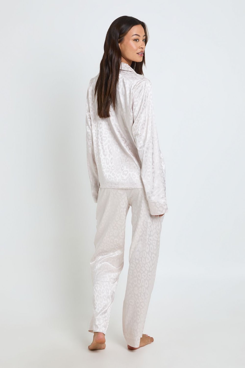 Pyjama chemise w sarwal léopard - Tall