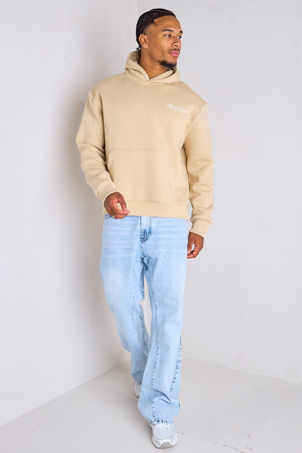 Sweat b capuche wase3 b ktaba beige