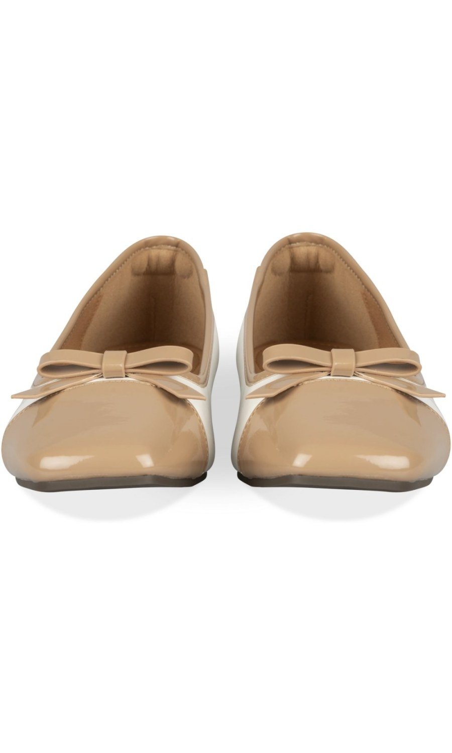 White ballerinas with beige patent toe