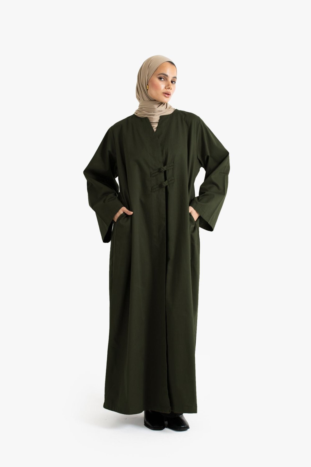 Abaya ouverte à brandebourgs en coton - Vert olive