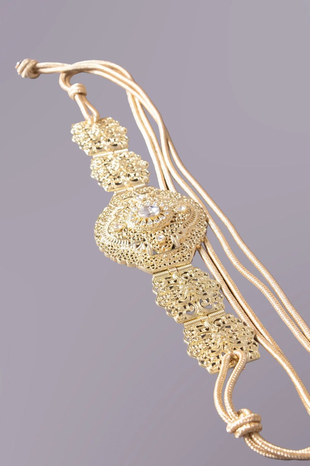 Ceinture orientale dorée à cordon
