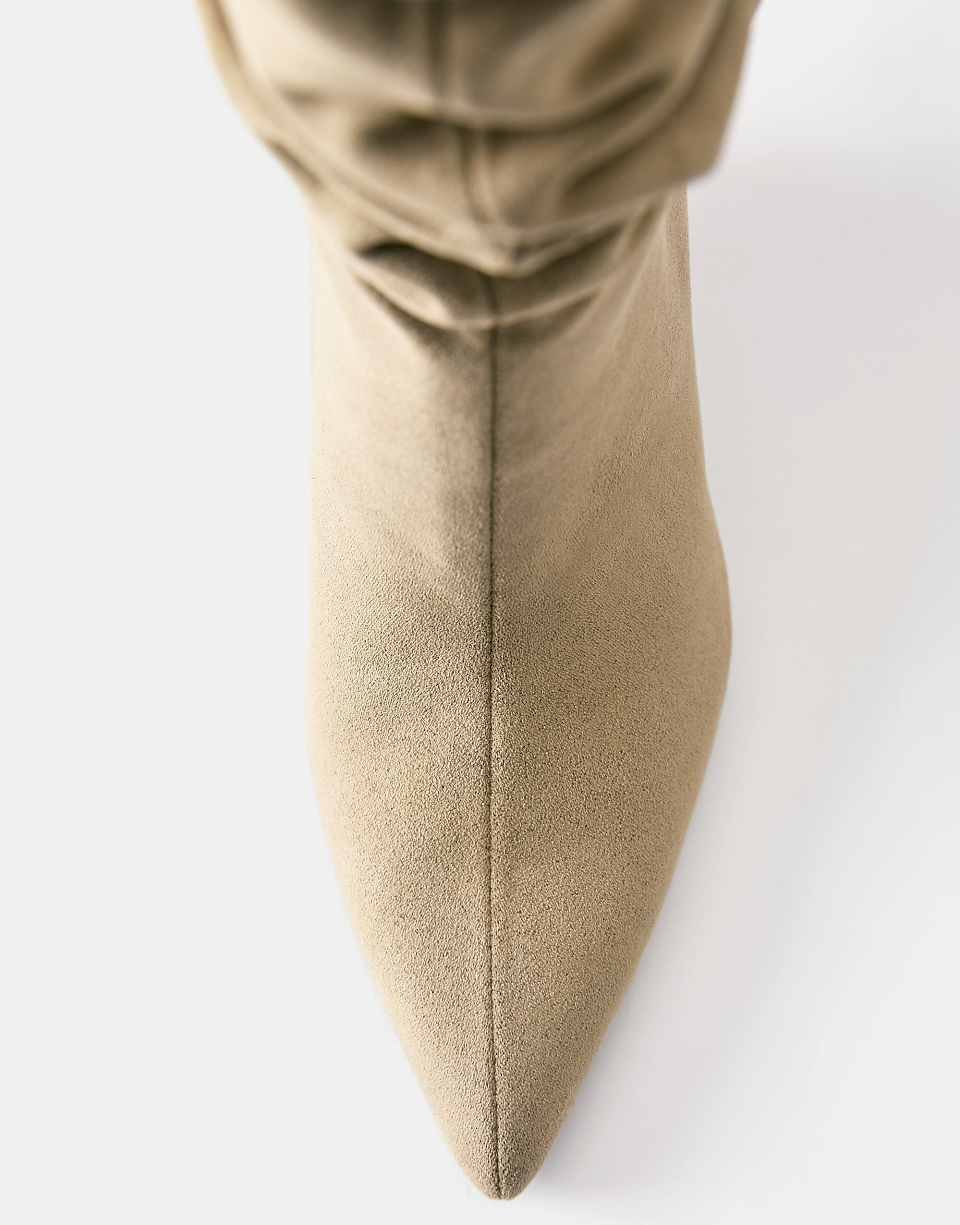 Bottines à talon compensé couleur sable