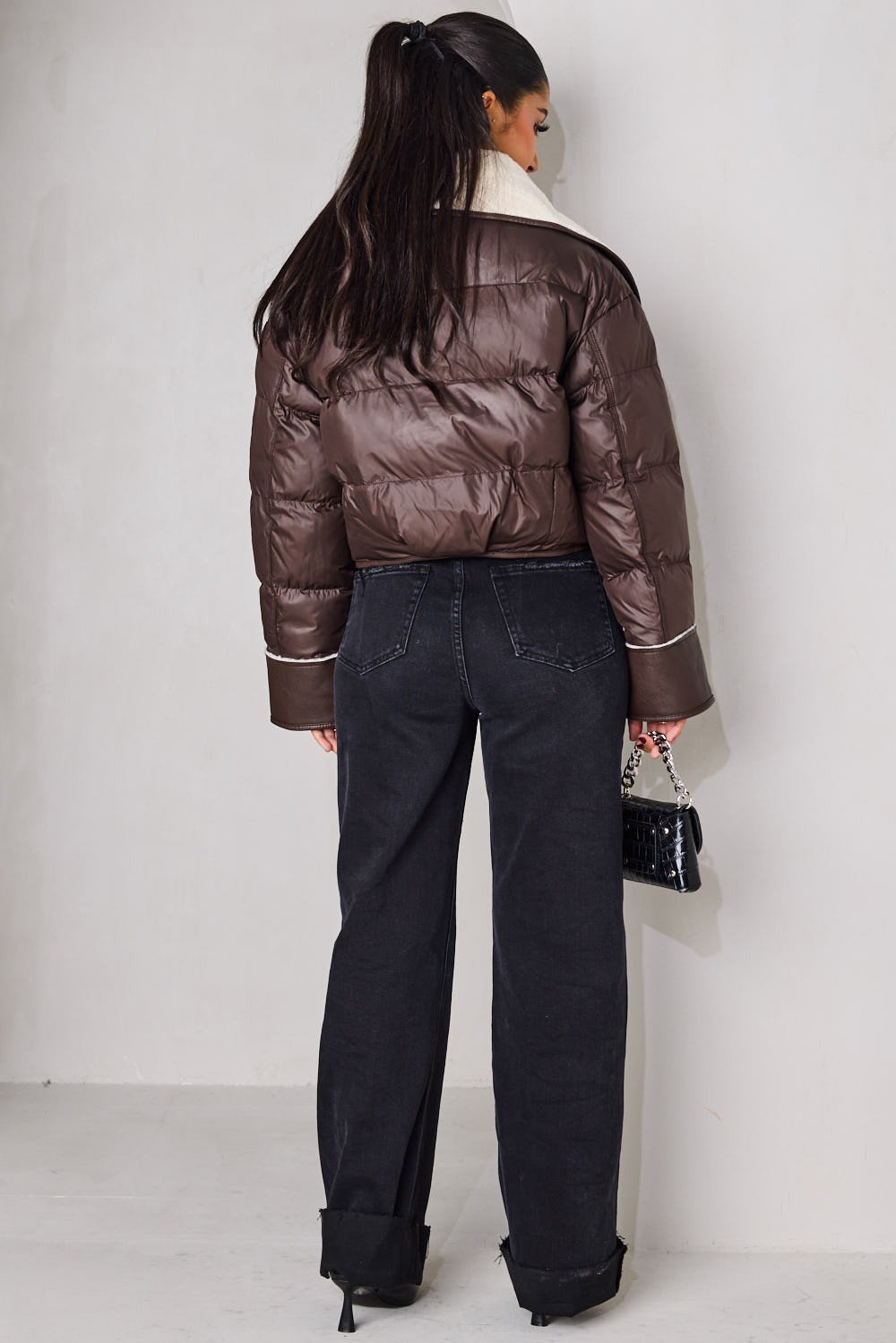 Veste courte texturée col fourrure marron