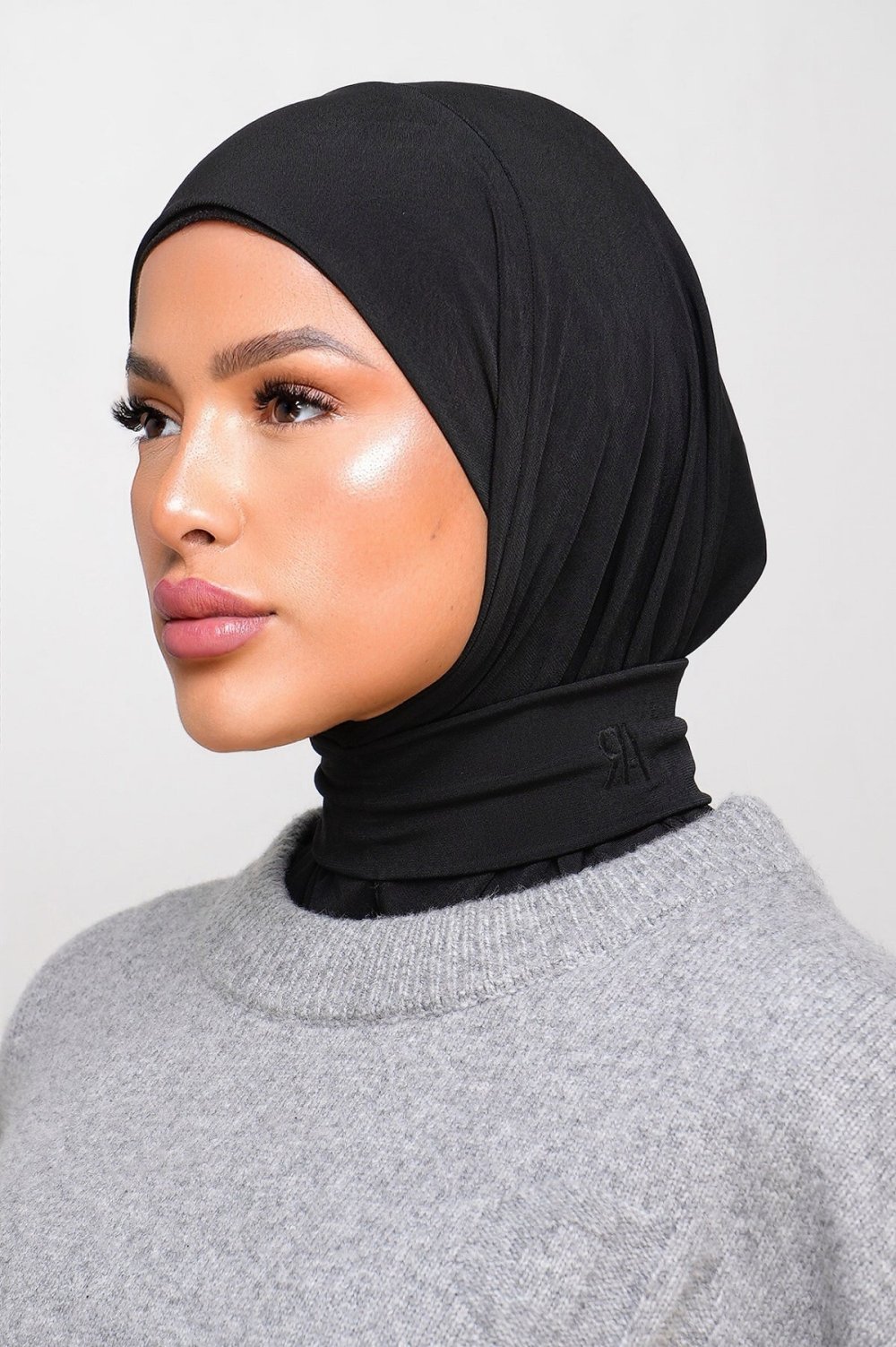 Button-up hijab underscarf - Black