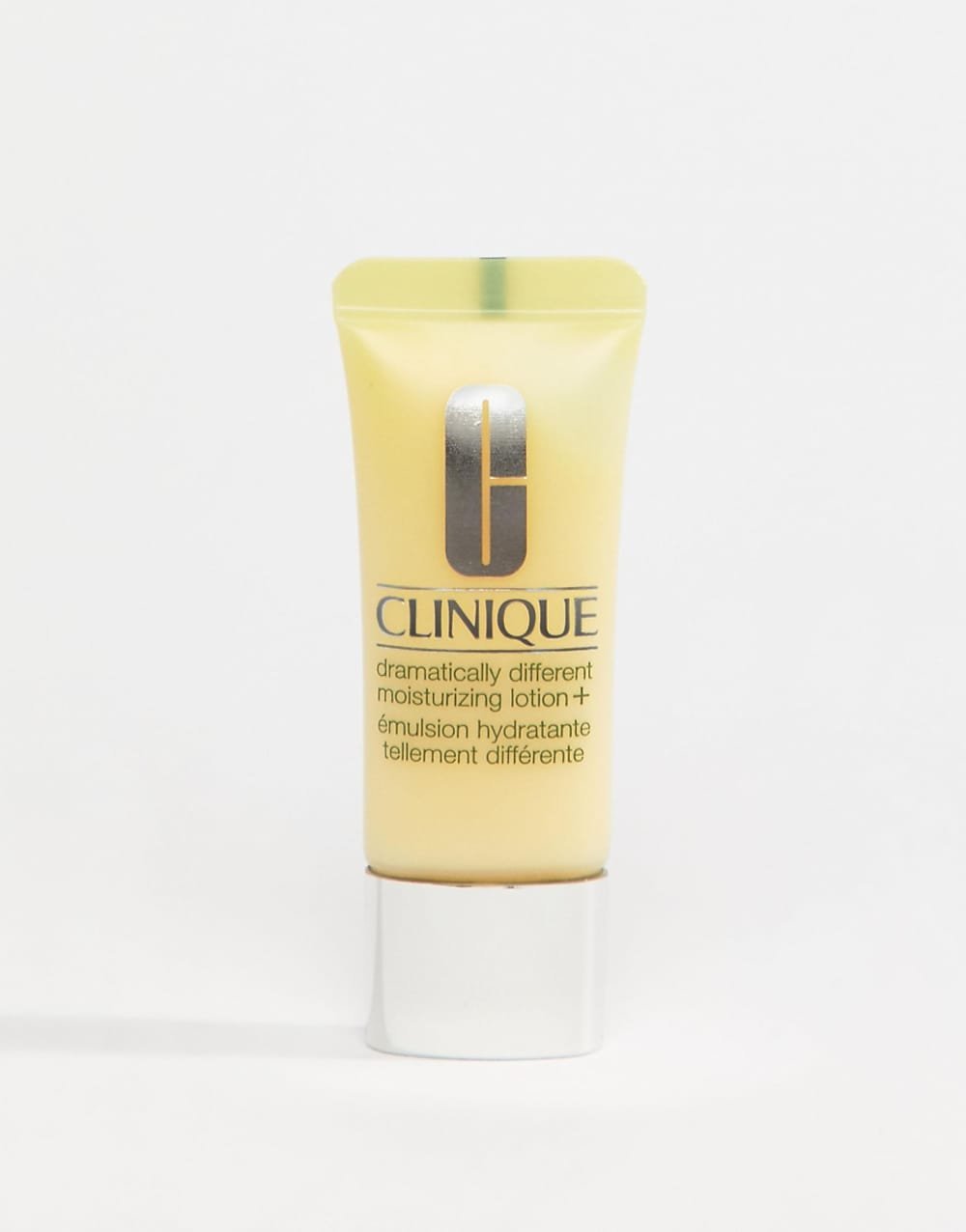 Light non-greasy moisturising emulsion - 15 ml