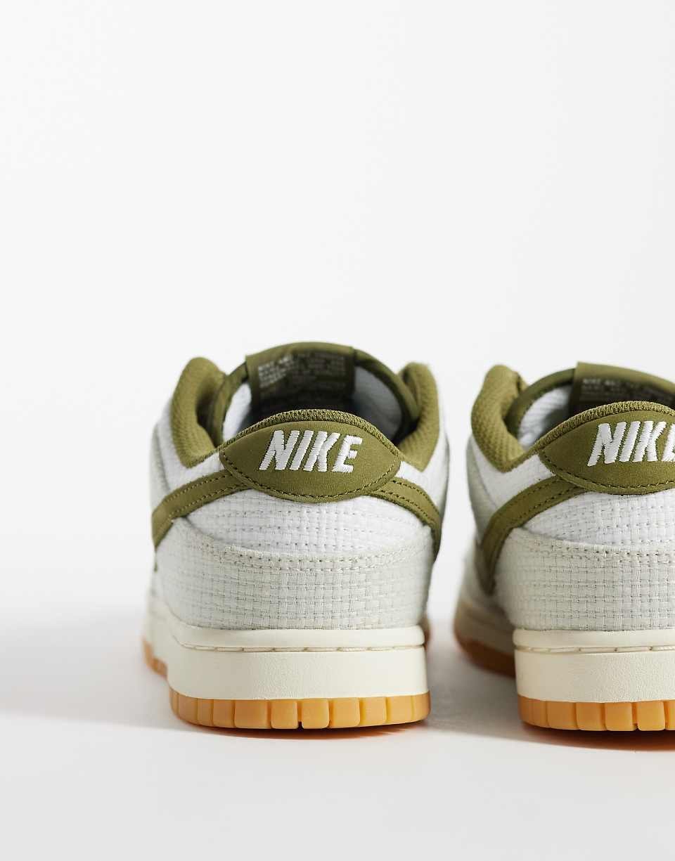 Dunk Low Retro trainers in off-white and khaki