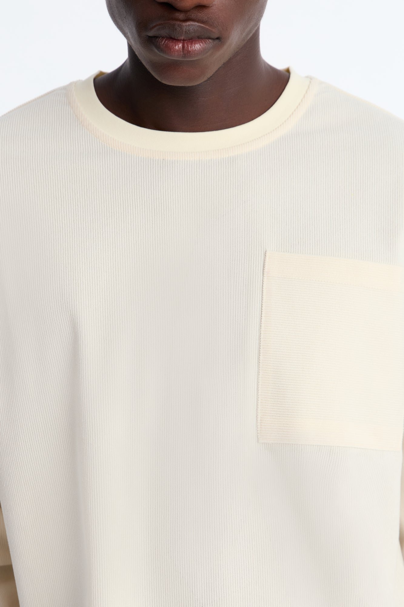 Chemise ample en velours côtelé à manches longues