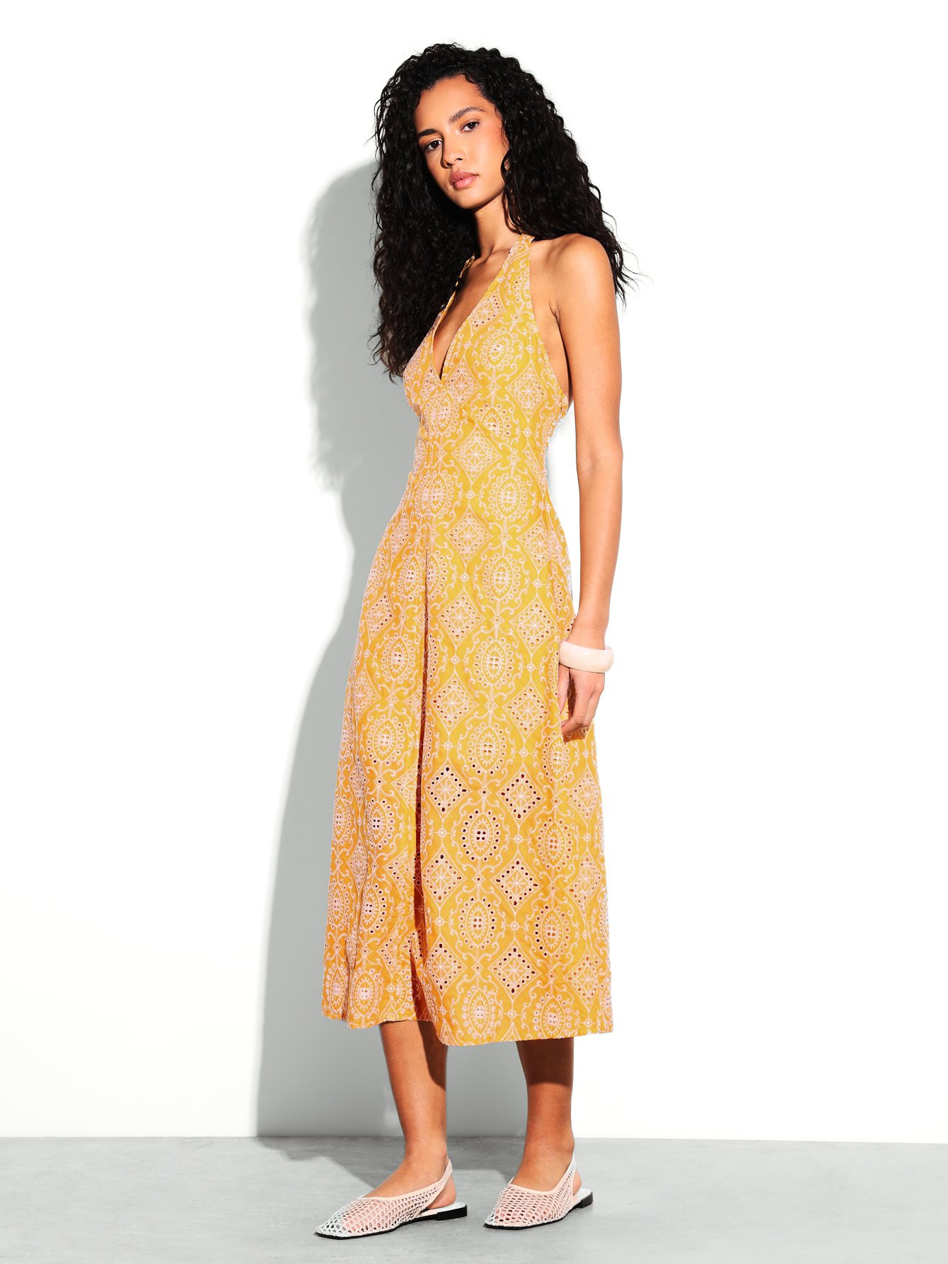 Robe boho b naqcha handasiya w dher 3eryan