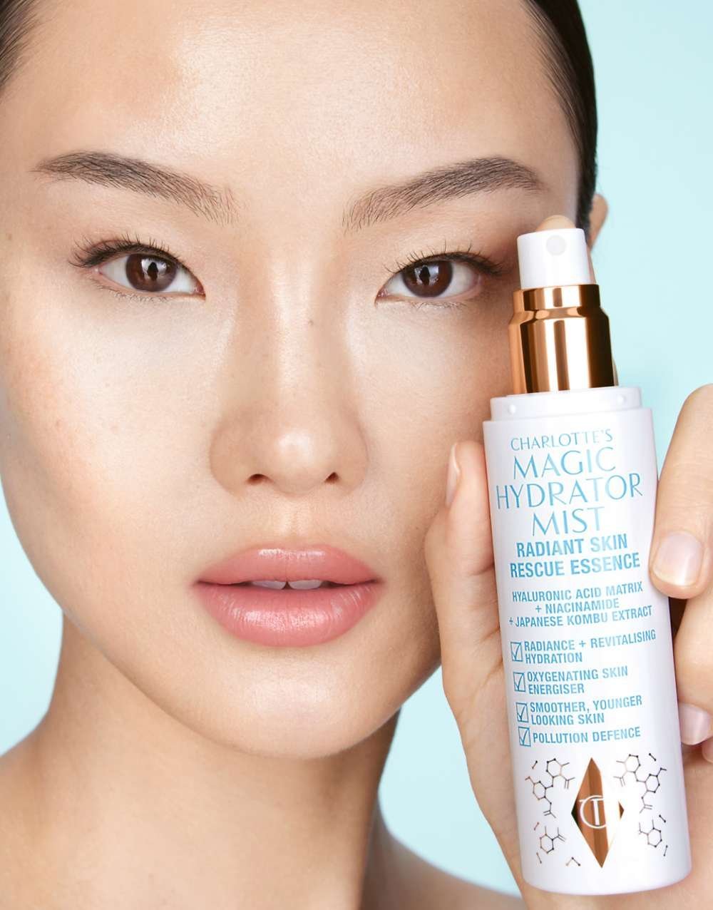 Magic soothing hydrating face mist